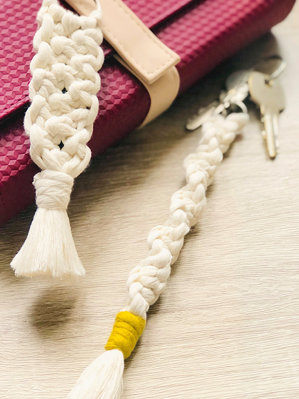 FRENCH'KITS - MACRAME - PORTE CLÉS - NUD & TORSADE