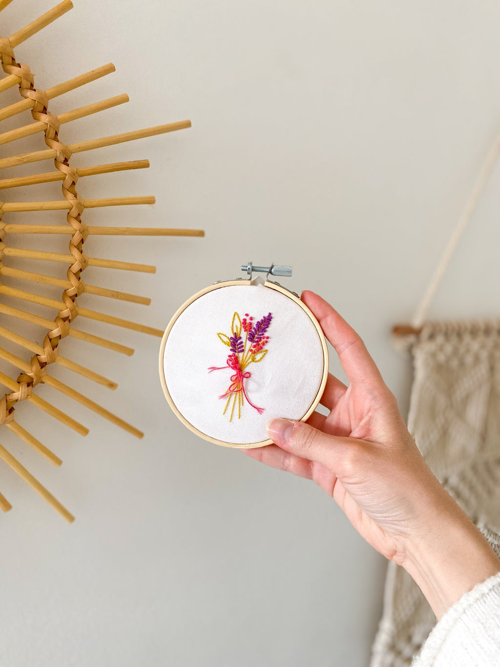 FRENCH'KITS - BRODERIE DÉCORATIVE - FLEURS DES CHAMPS