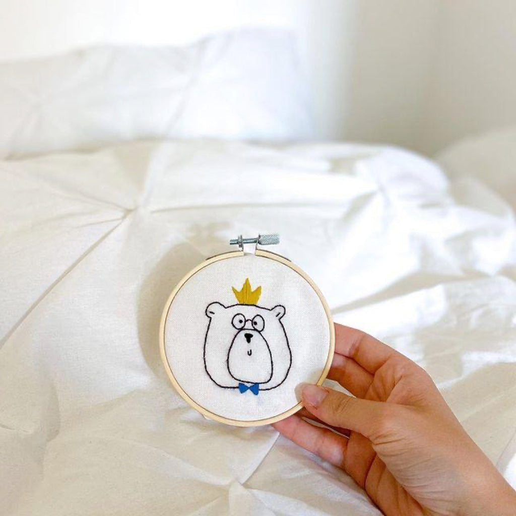 FRENCH'KITS - BRODERIE DÉCORATIVE - SA MAJESTÉ LOURS