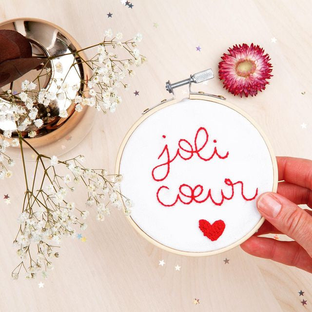 FRENCH'KITS - BRODERIE DÉCORATIVE - JOLI CUR