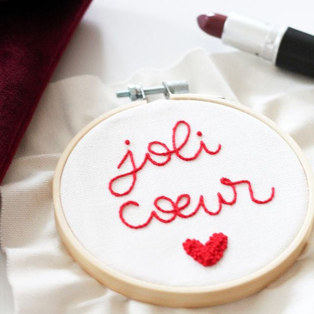 FRENCH'KITS - BRODERIE DÉCORATIVE - JOLI CUR