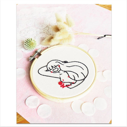 FRENCH KITS - BRODERIE DÉCORATIVE - FATALE ET SENSUELLE