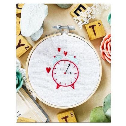 FRENCH KITS - BRODERIE DÉCORATIVE - REVEIL MYTHIQUE